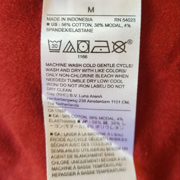 🦋3/$23🦋M Timeless Tank - Banana Republic - Picture 4 of 5